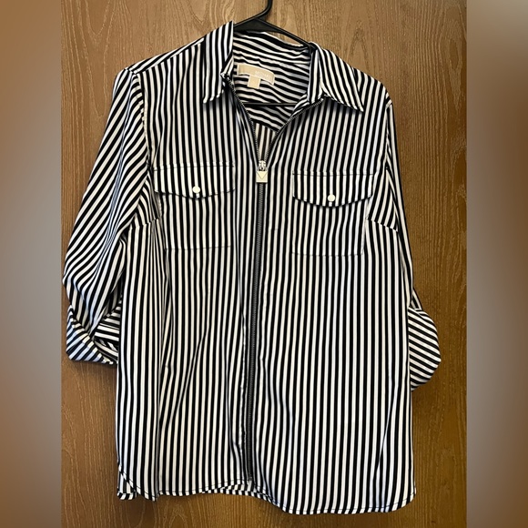 Michael Kors Tops - Brand new Michael kors shirt. Tried on that’s it never worn.